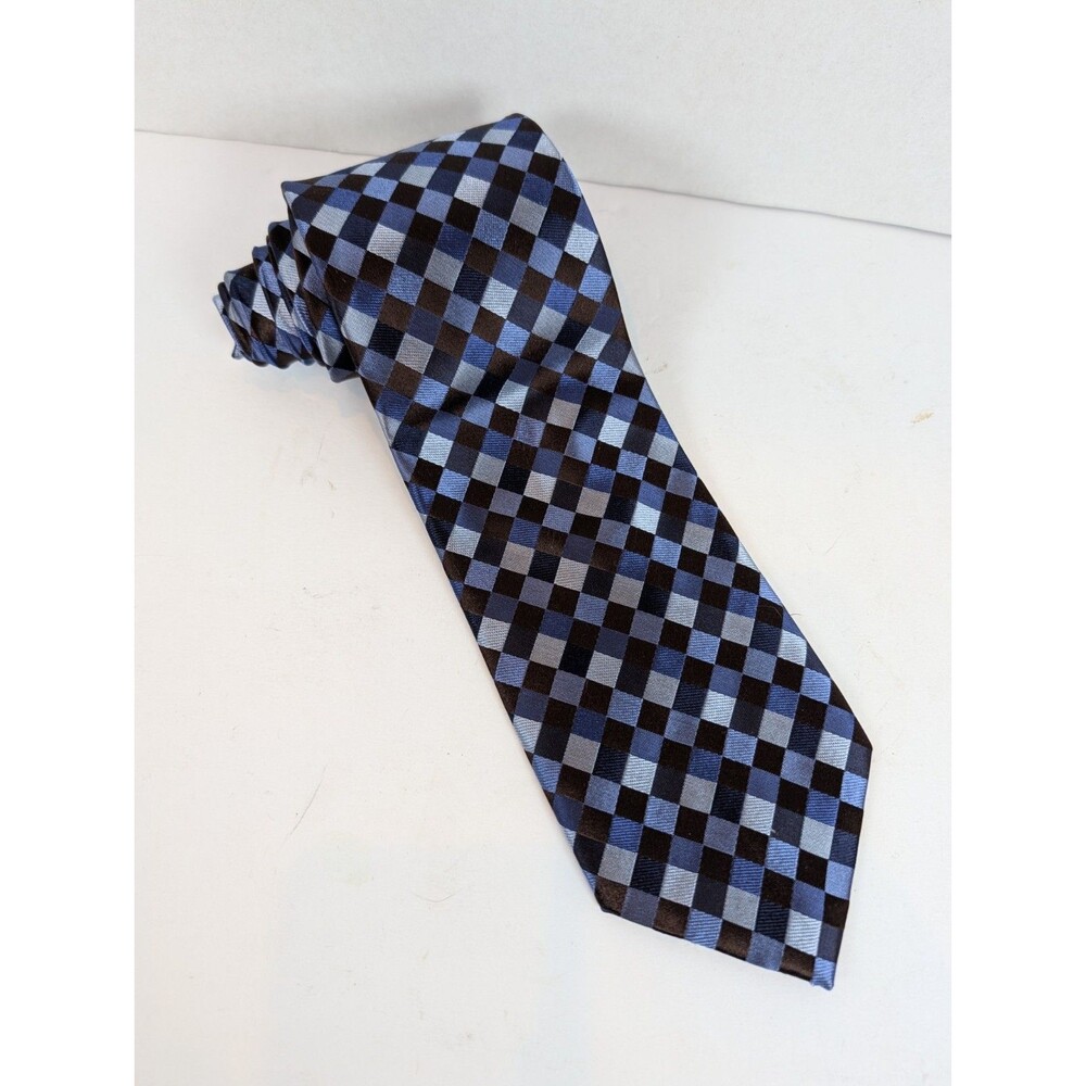Merona Blue Men’s Neck Diamond Checkered